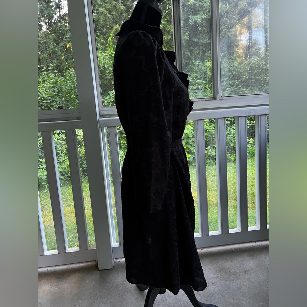 Madewell Ruffled with floral pattern Black Wrap Dress - Picture 4 of 5